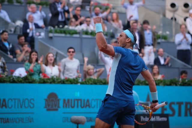 百度体育-皇马精神感召？纳达尔疯狂逆转会师阿尔卡拉斯